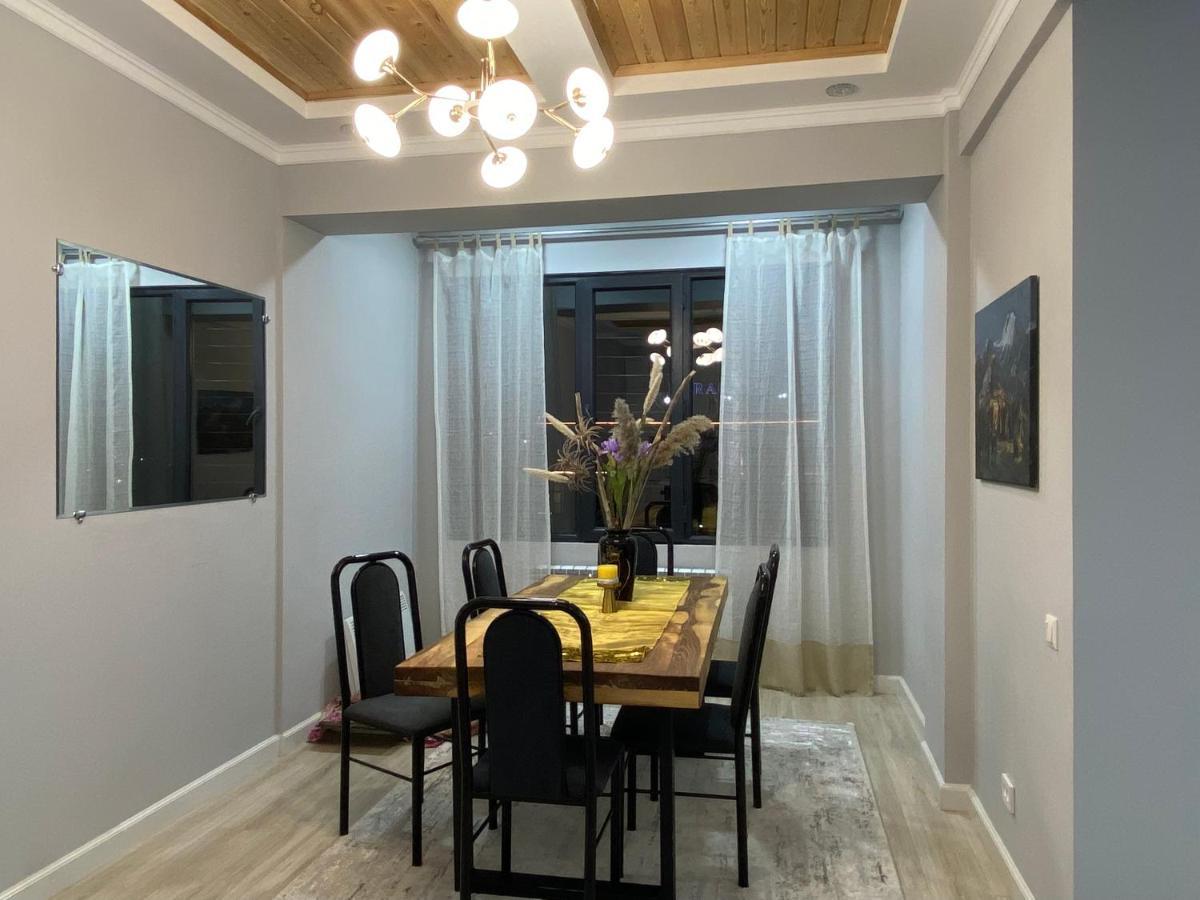Bird'S Nest - Apartment In Downtown קראקול מראה חיצוני תמונה