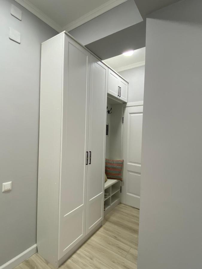 Bird'S Nest - Apartment In Downtown קראקול מראה חיצוני תמונה
